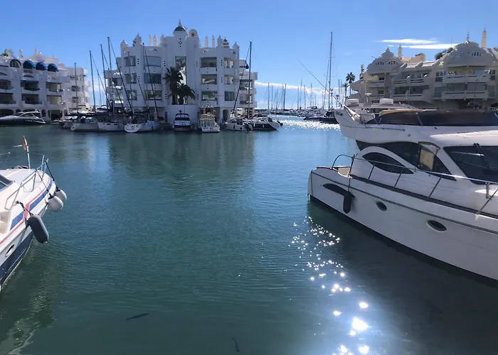 Ático duplex en Benalmádena vistas al mar y montaña dos habitaciones
